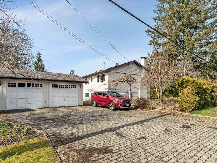 20932 Camwood Avenue, Maple Ridge, BC, V2X 2P1 - 2