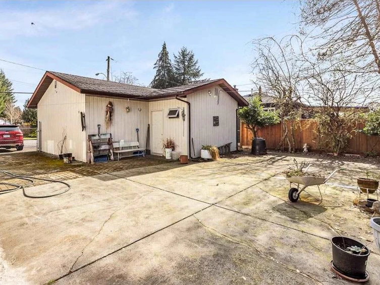 20932 Camwood Avenue, Maple Ridge, BC, V2X 2P1 - 23