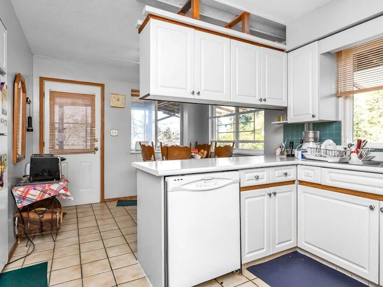 20932 Camwood Avenue, Maple Ridge, BC, V2X 2P1 - 14