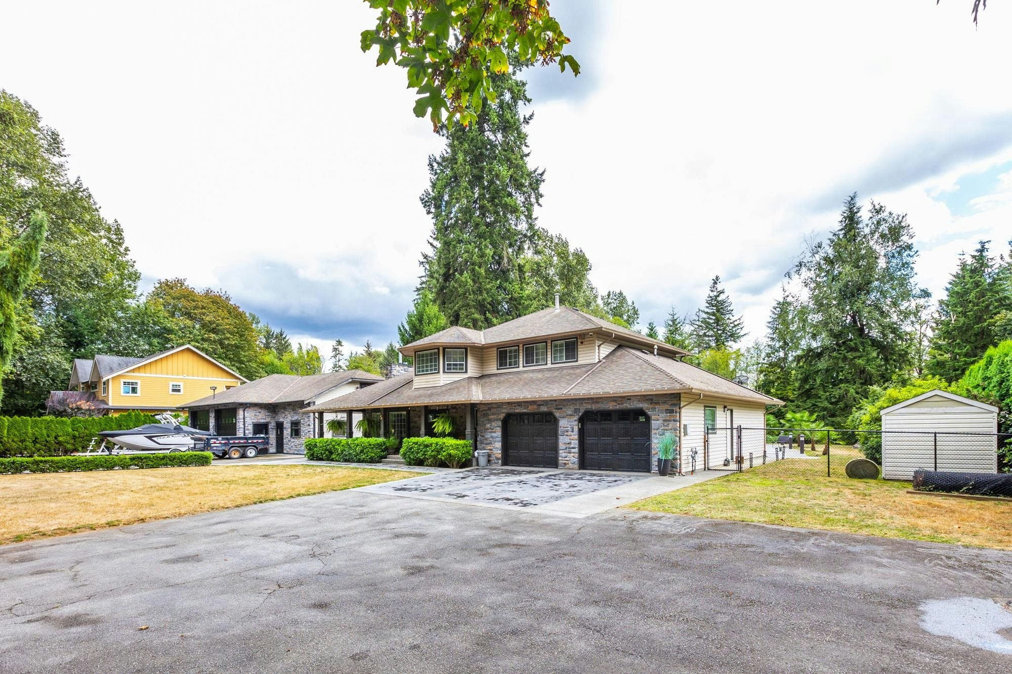 19118 86 Avenue, Surrey, BC, V4N 6E3