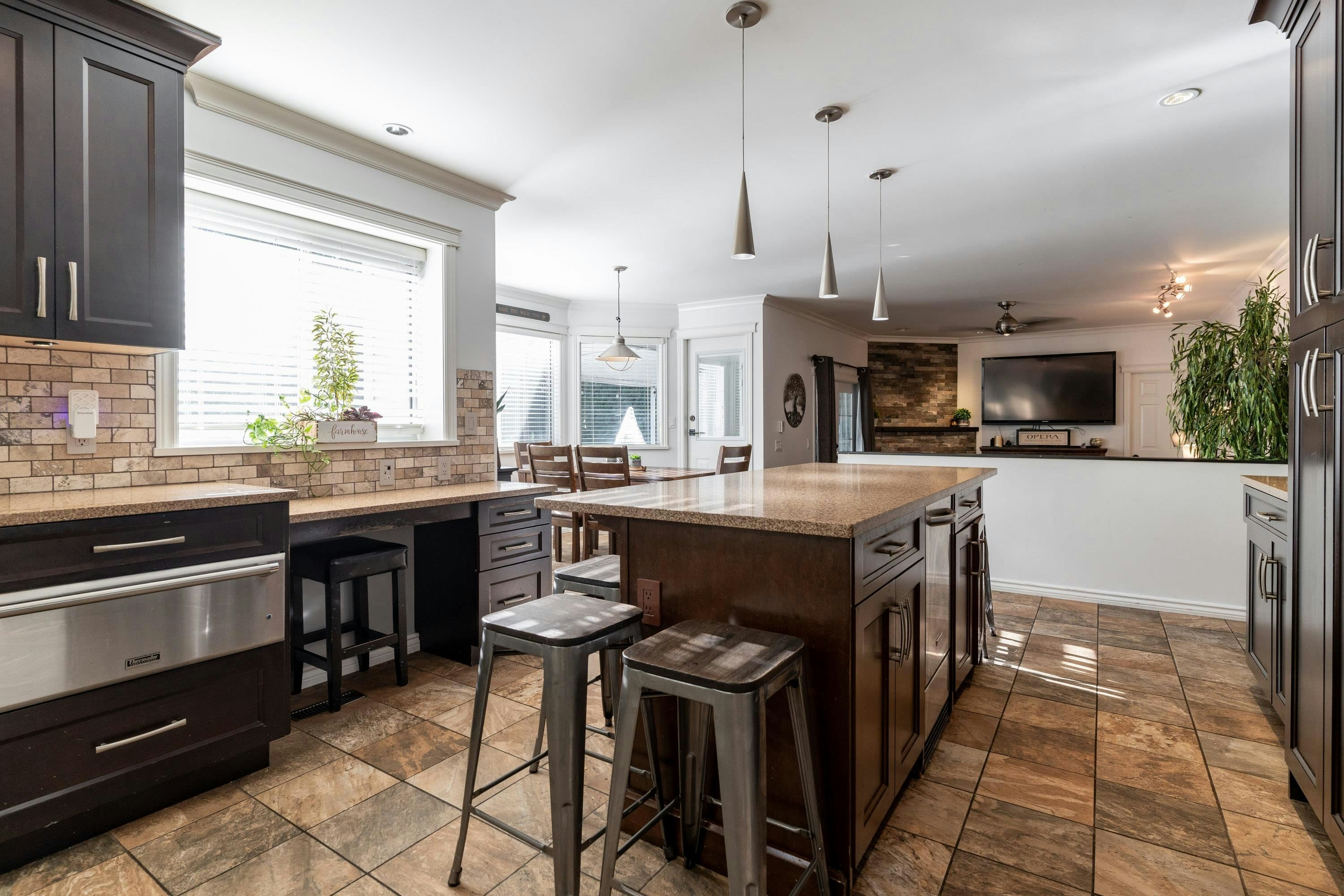 19118 86 Avenue, Surrey, BC, V4N 6E3 - 16