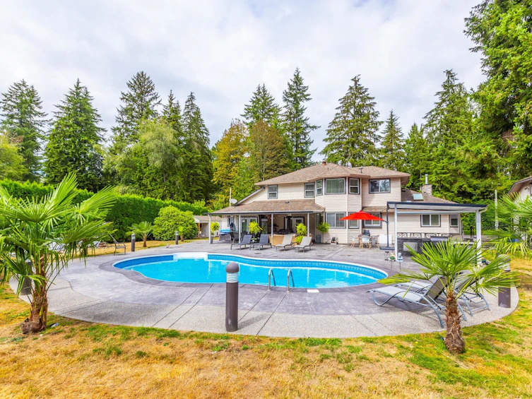 19118 86 Avenue, Surrey, BC, V4N 6E3