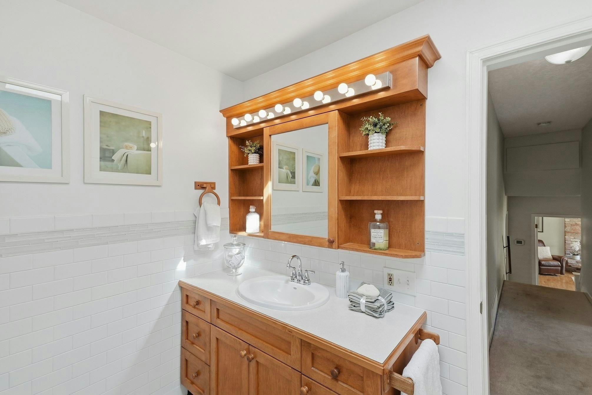 10461 Main Street, Delta, BC, V4C 2P7 - 32