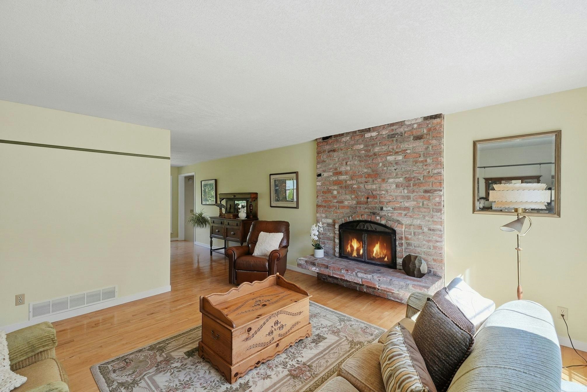 10461 Main Street, Delta, BC, V4C 2P7 - 20