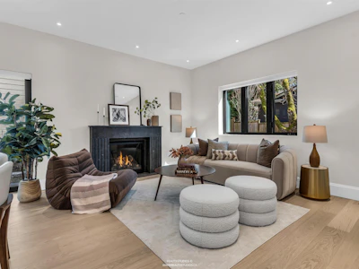 2-4088 Maple Crescent - 4