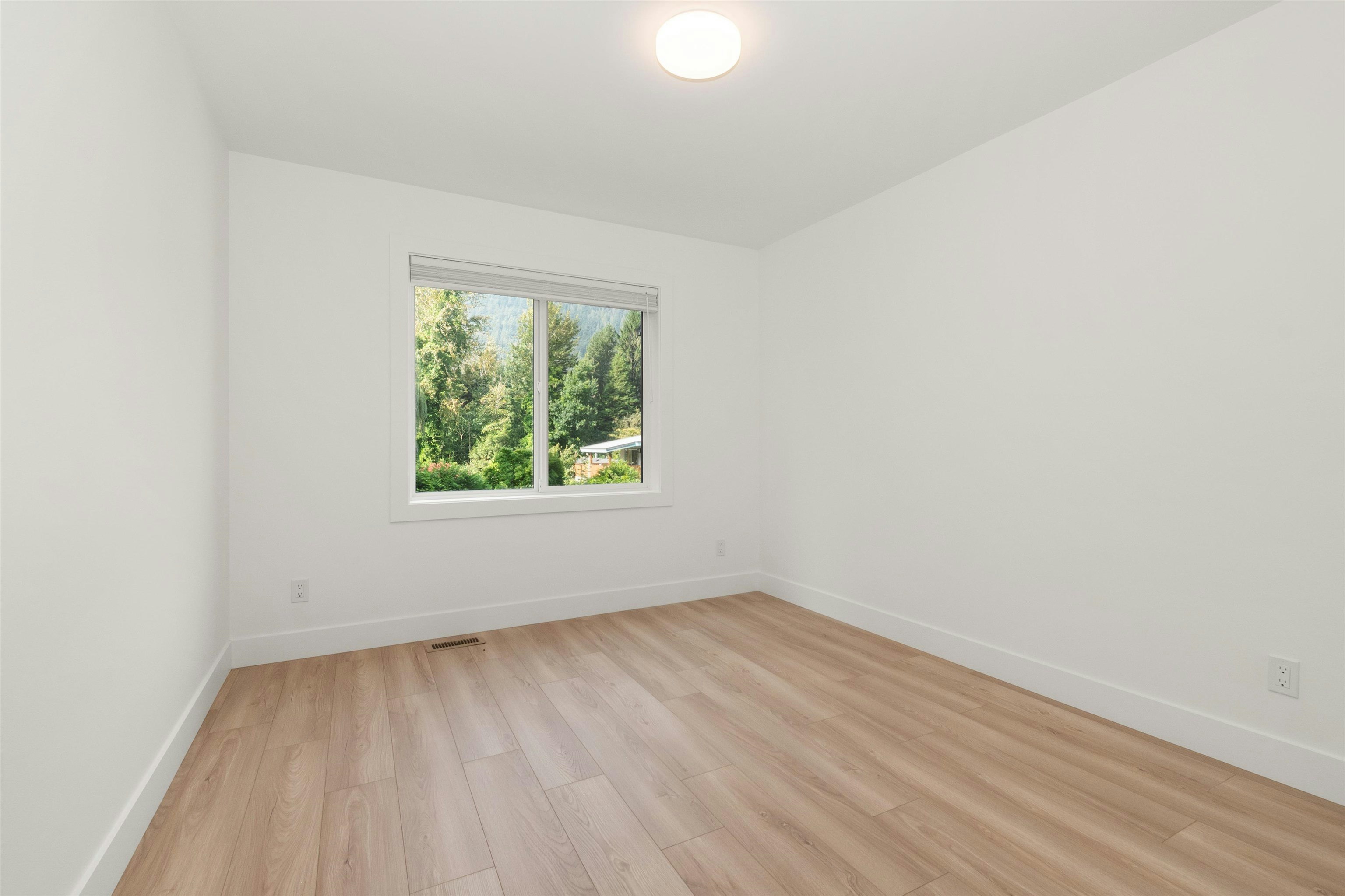 396 Eagle Street, Harrison Hot Springs, BC, V0M 1K0 - 33