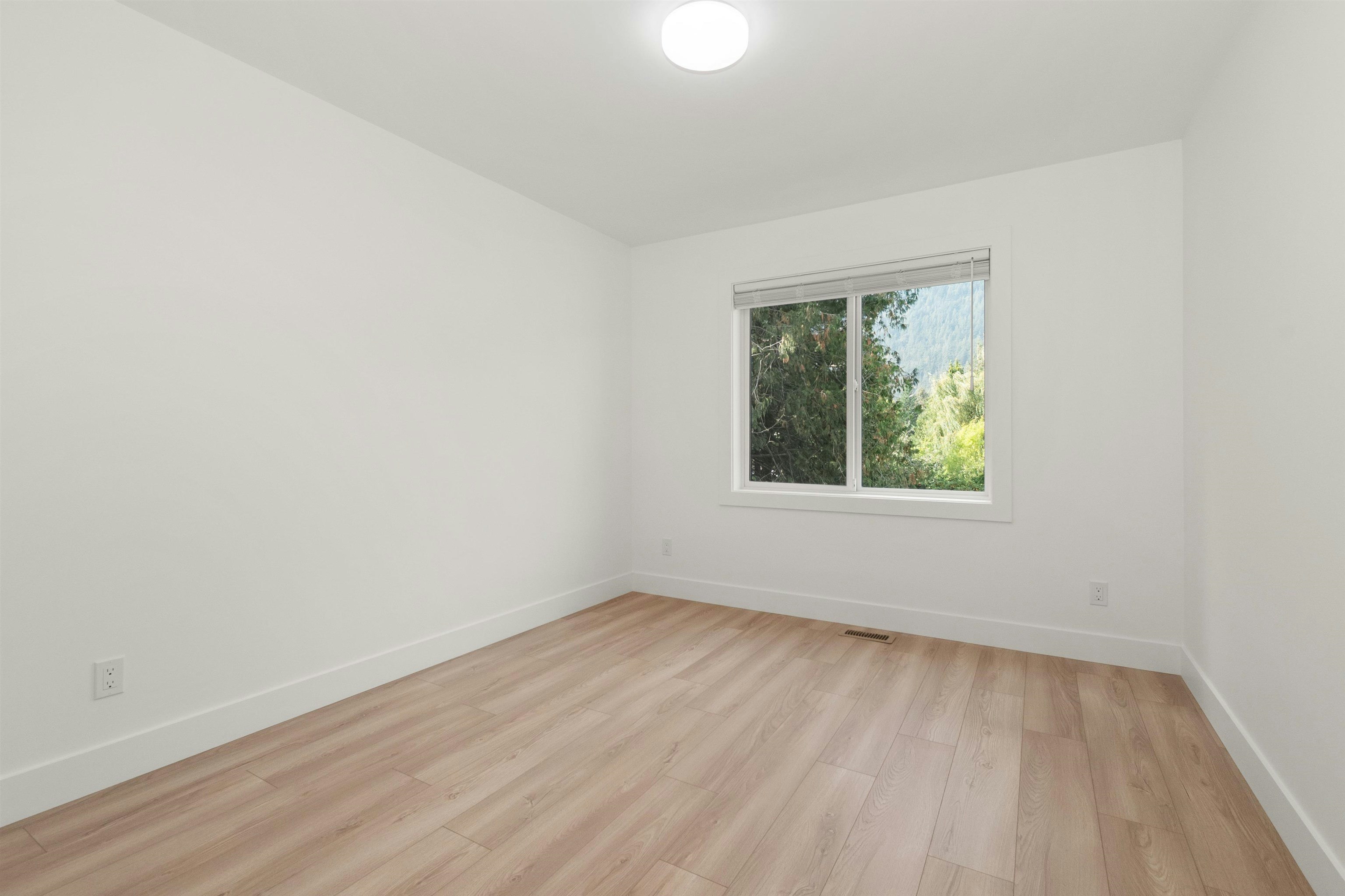 396 Eagle Street, Harrison Hot Springs, BC, V0M 1K0 - 34