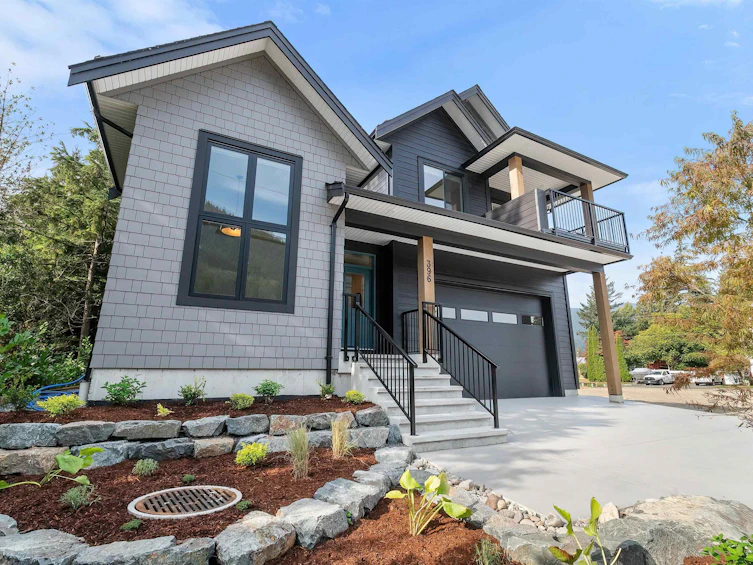 396 Eagle Street, Harrison Hot Springs, BC, V0M 1K0