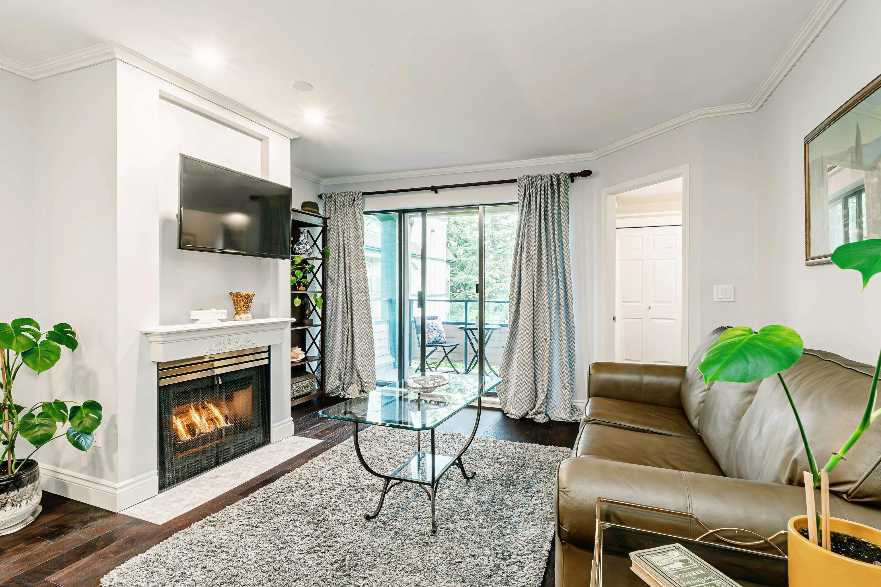 305-2925 Glen Drive, Coquitlam, BC, V3B 7H9 - 9