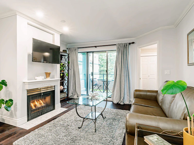 305-2925 Glen Drive, Coquitlam, BC, V3B 7H9 - 9