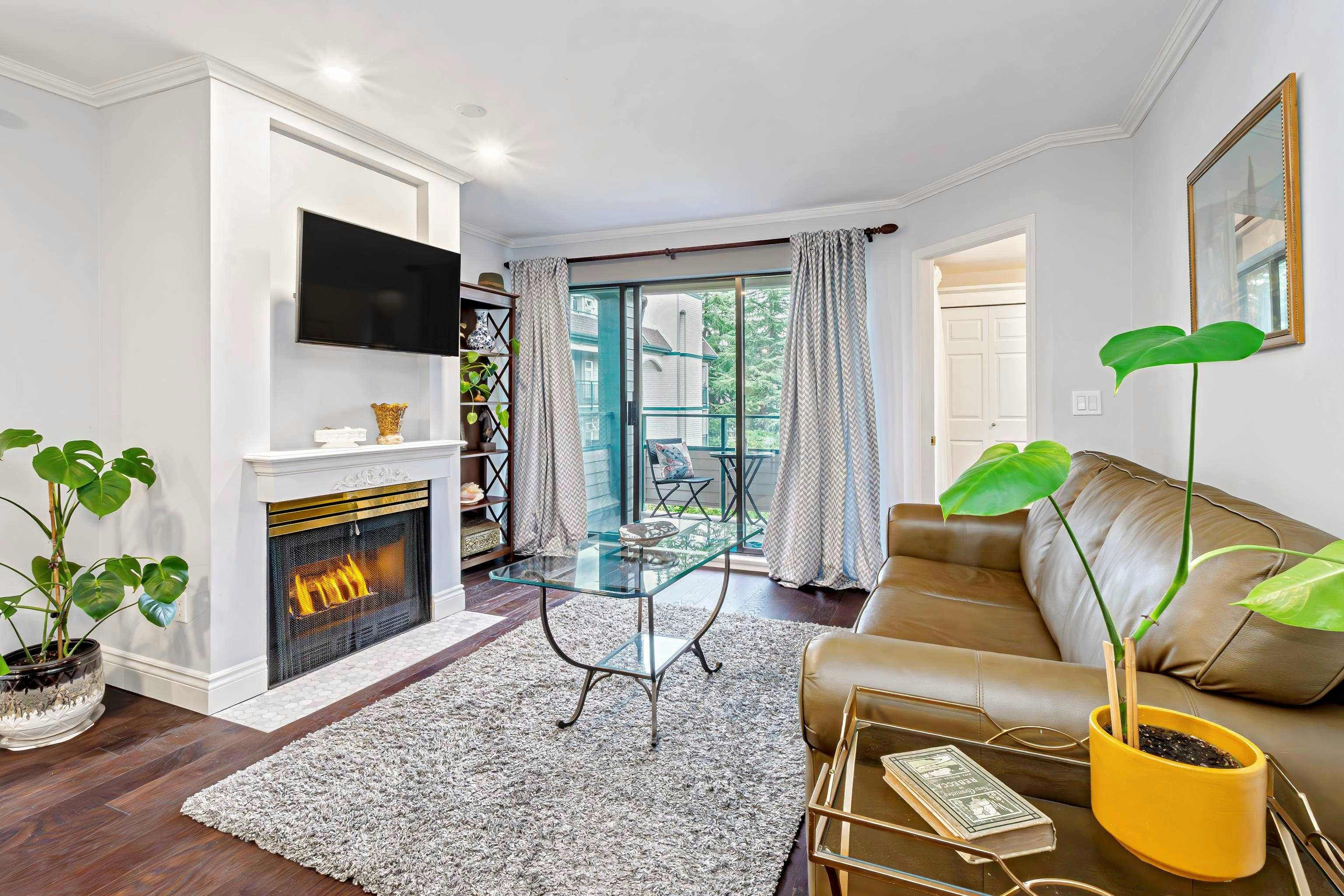 305-2925 Glen Drive, Coquitlam, BC, V3B 7H9 - 2
