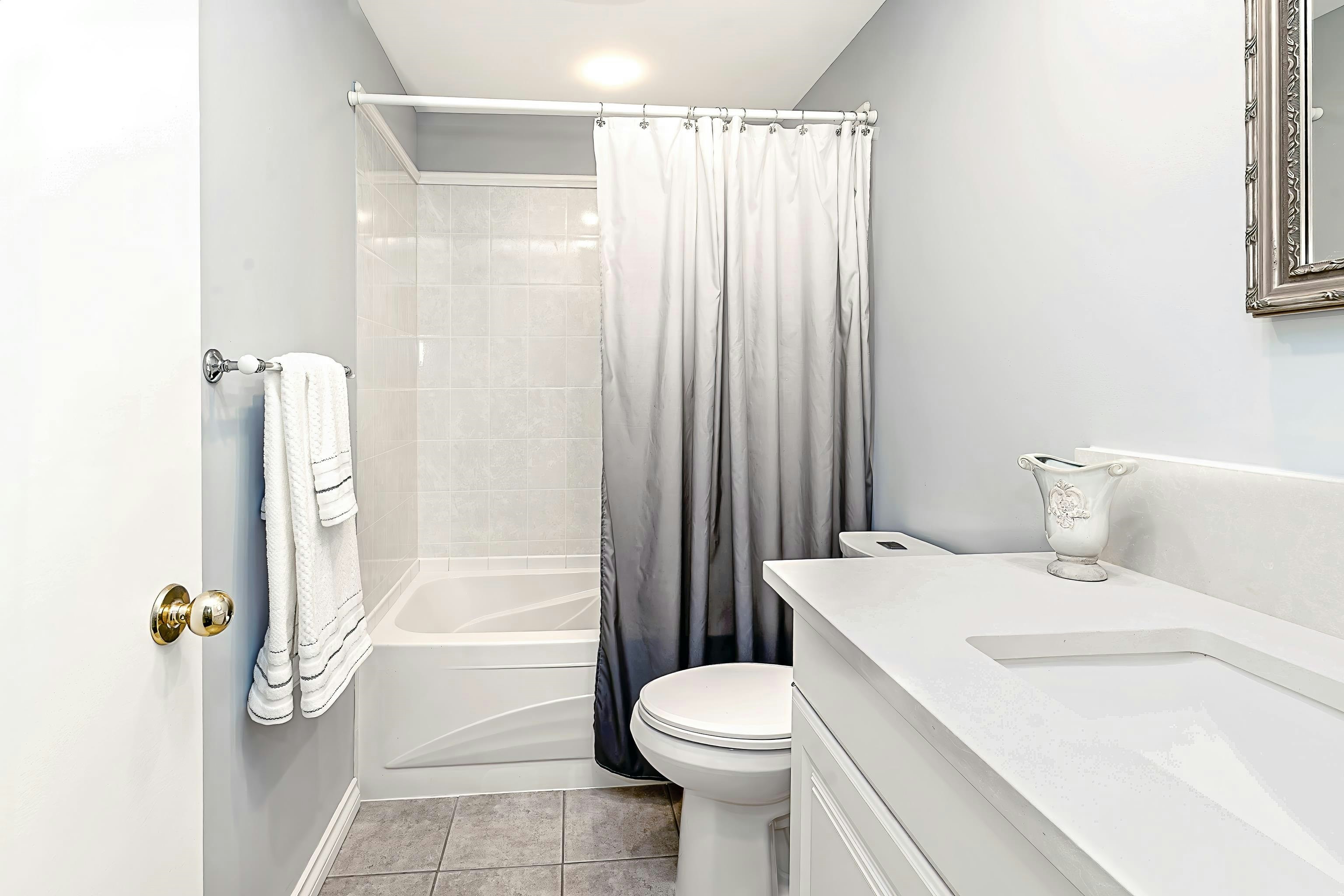 305-2925 Glen Drive, Coquitlam, BC, V3B 7H9 - 20