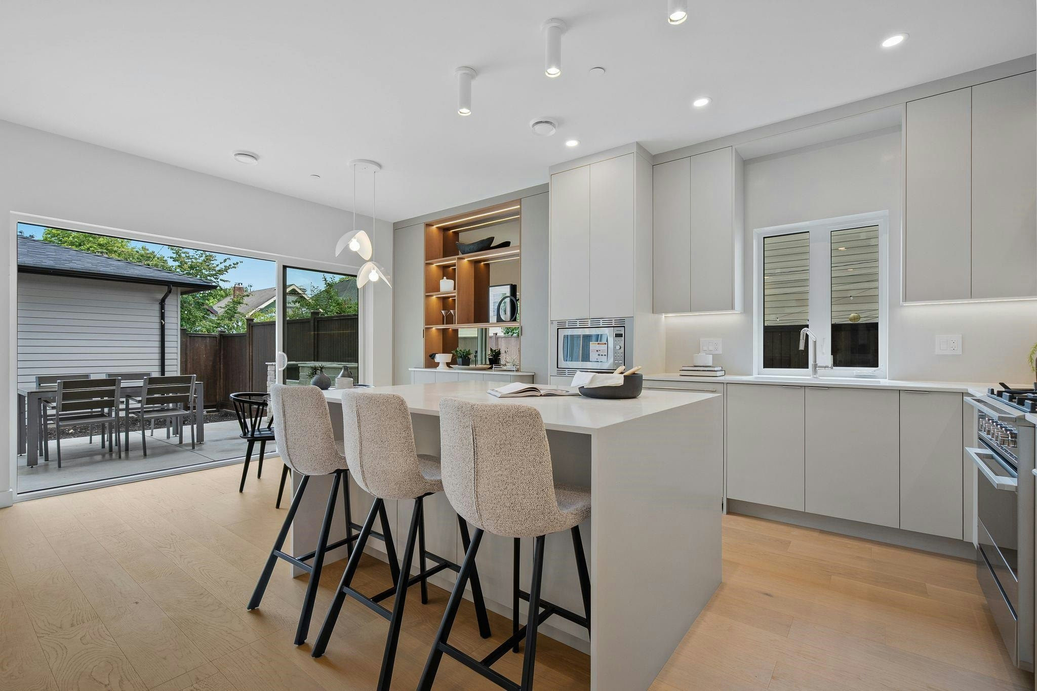 2-2211 William Street, Vancouver, BC, V5L 2S5 - 9