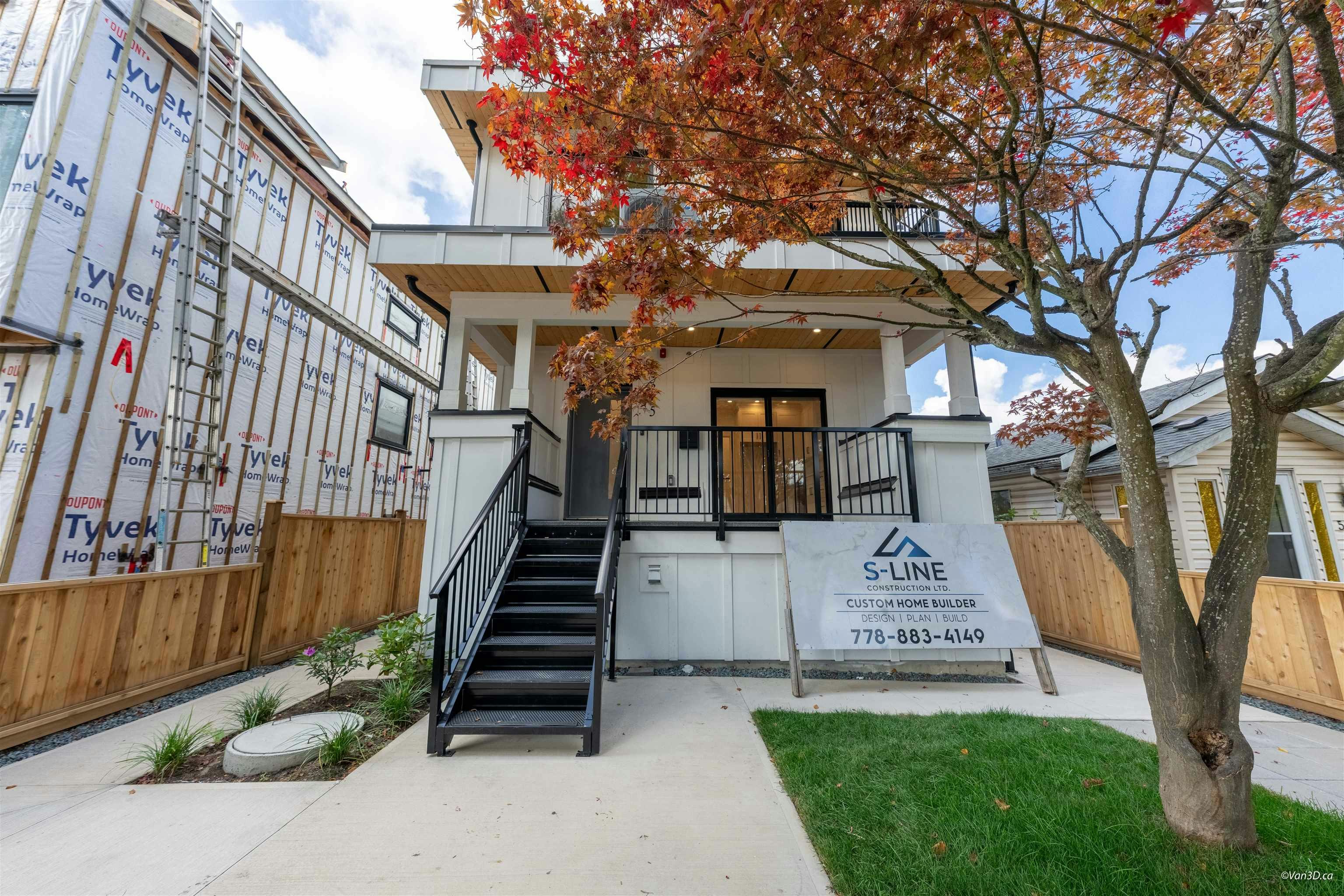 2-5385 Earles Street, Vancouver, BC, V5R 3S2