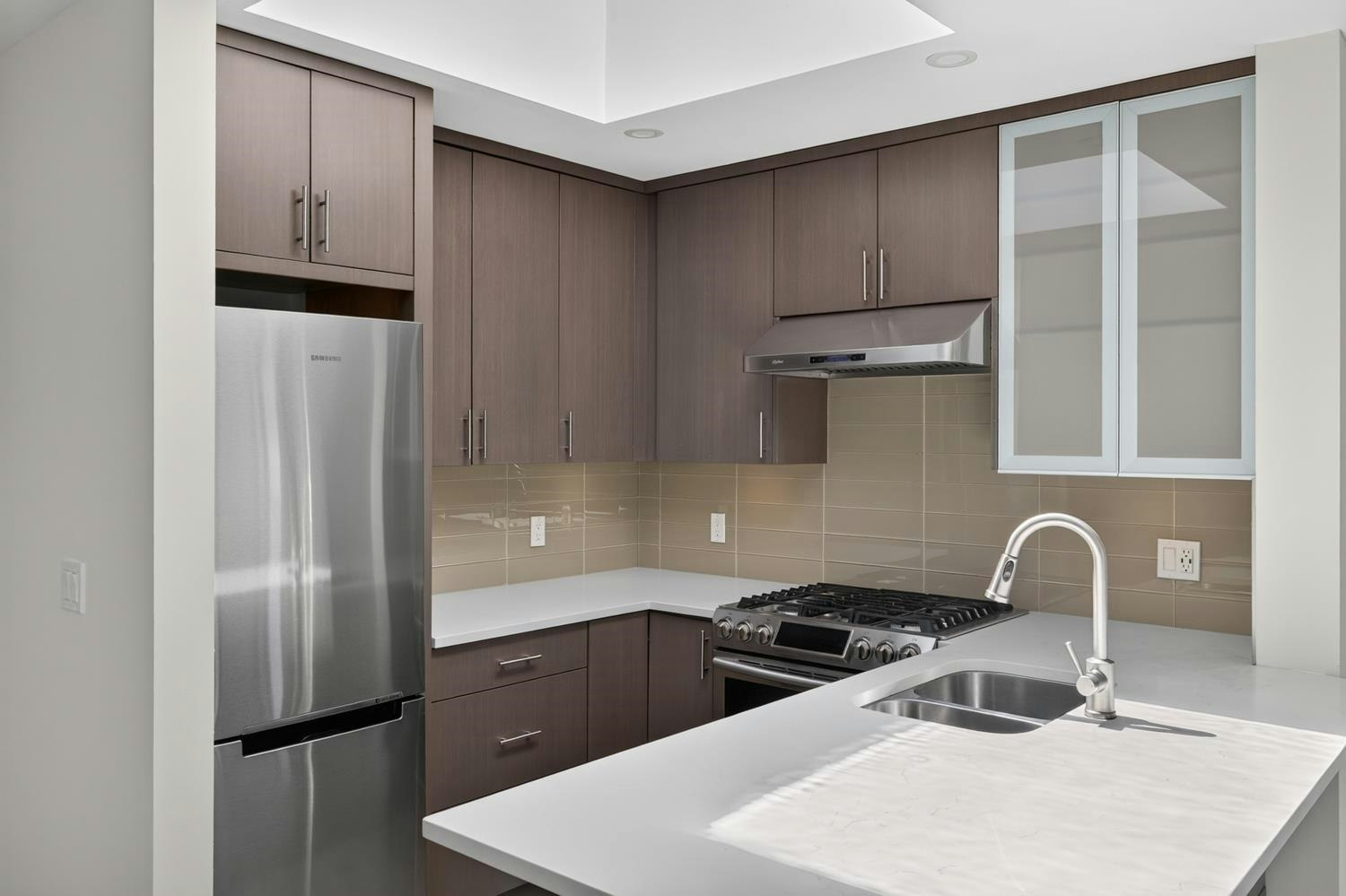 401-688 E 16th Avenue - 5