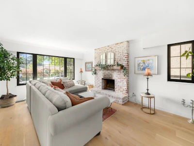 626 E 13th Street - 5