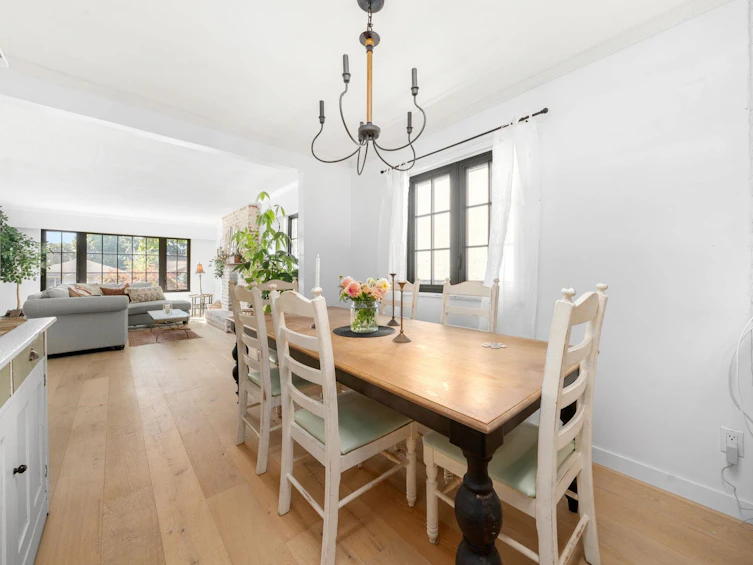 626 E 13th Street, North Vancouver, BC, V7L 2M5 - 8
