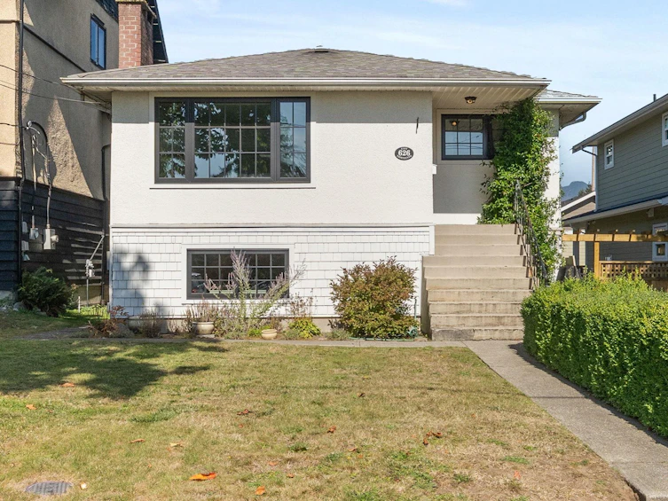 626 E 13th Street, North Vancouver, BC, V7L 2M5