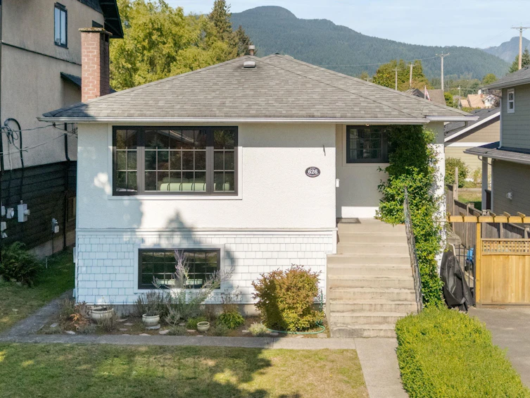 626 E 13th Street, North Vancouver, BC, V7L 2M5 - 36