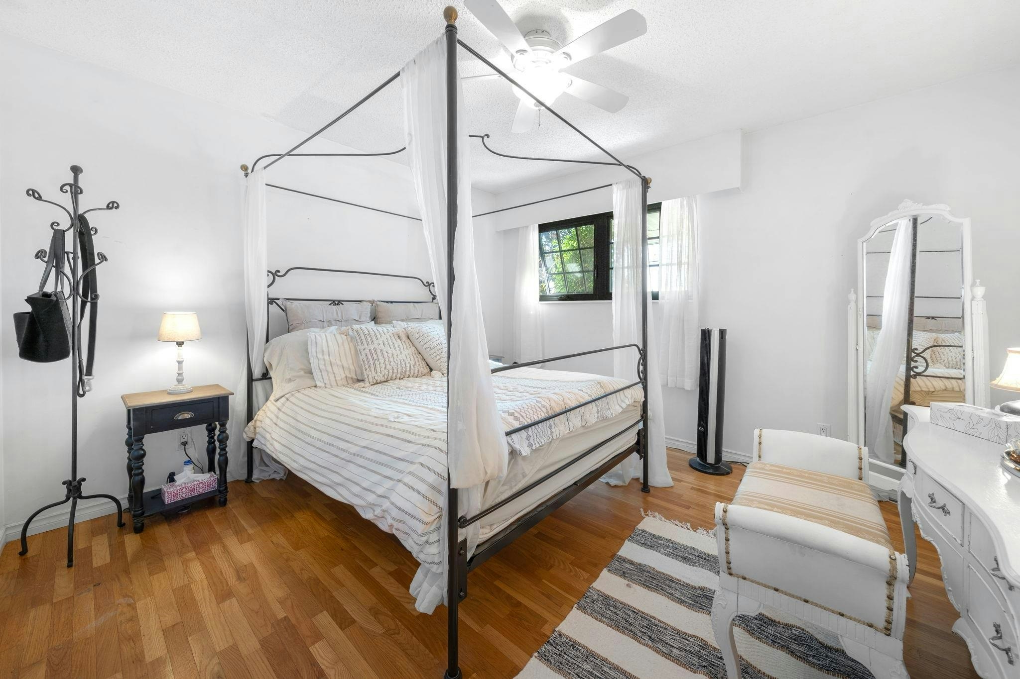 626 E 13th Street, North Vancouver, BC, V7L 2M5 - 21