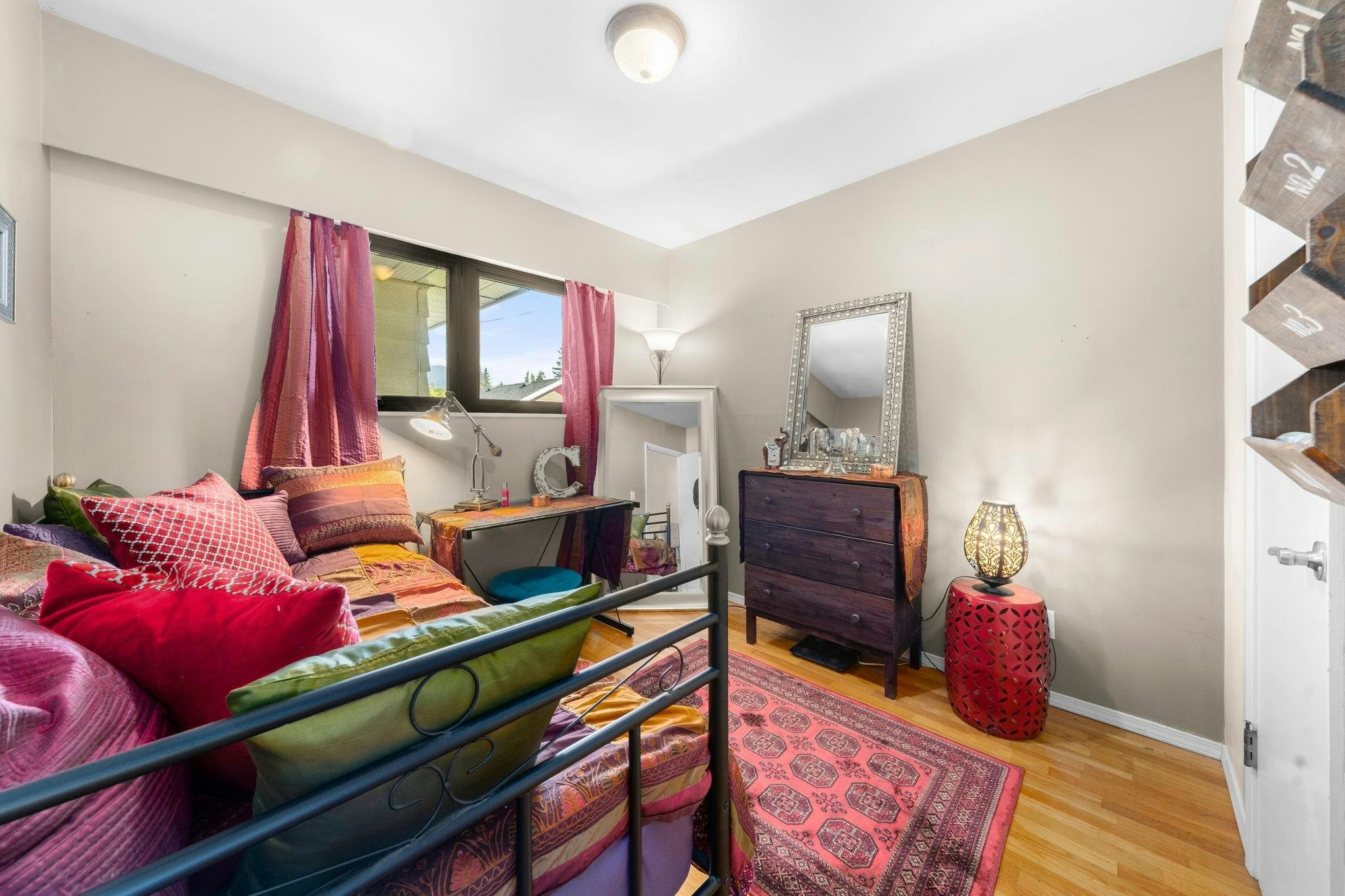 626 E 13th Street, North Vancouver, BC, V7L 2M5 - 25