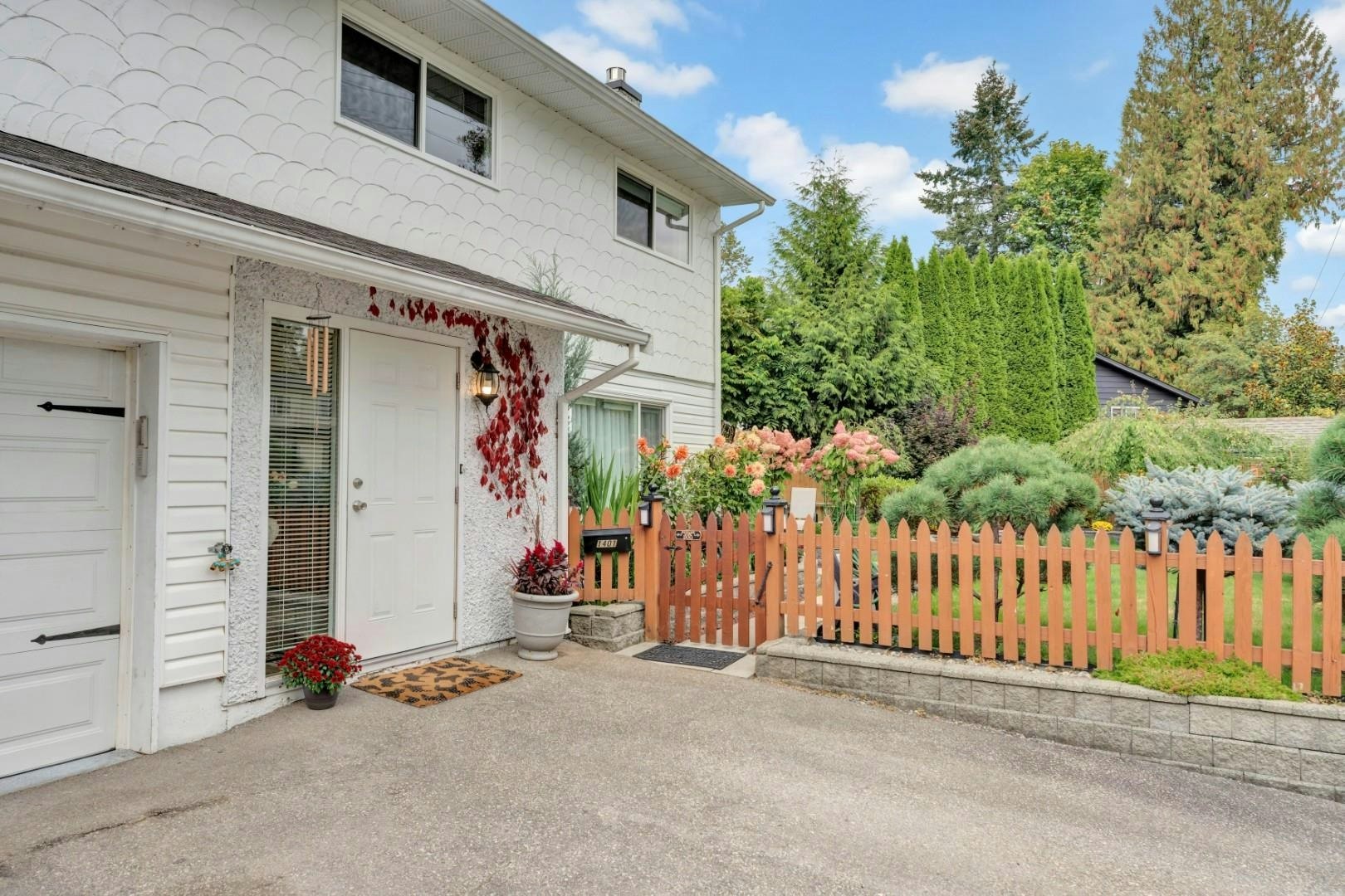 1401 Apel Drive, Port Coquitlam, BC, V3B 2V1