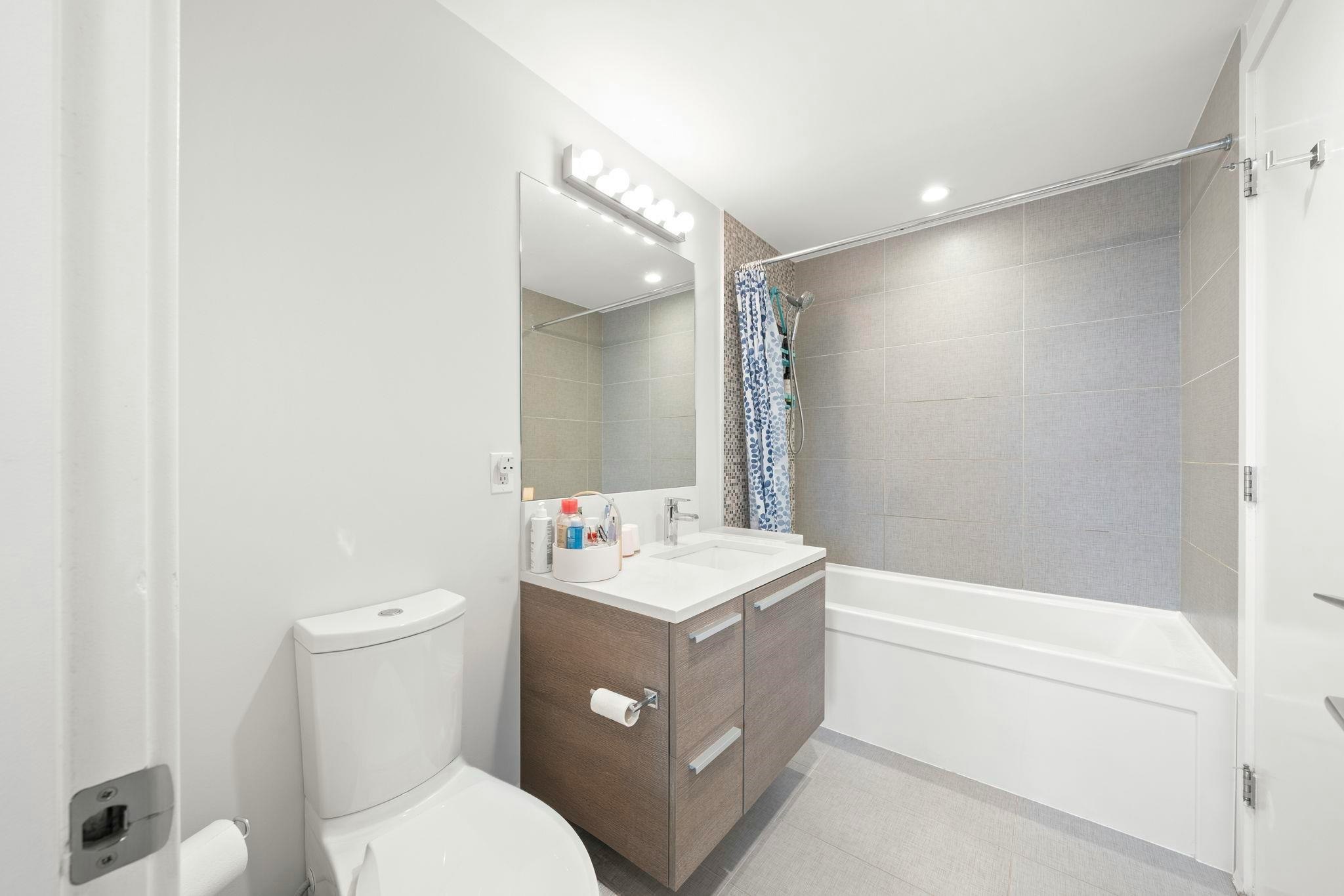 1103-2008 Rosser Avenue, Burnaby, BC, V5C 0H8 - 15