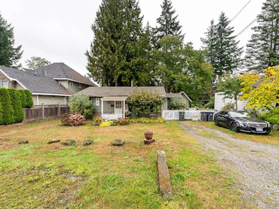 2320 153a Street - 3