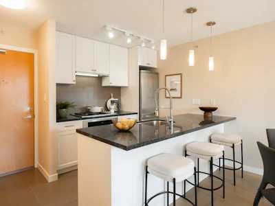 608-2982 Burlington Drive - 2