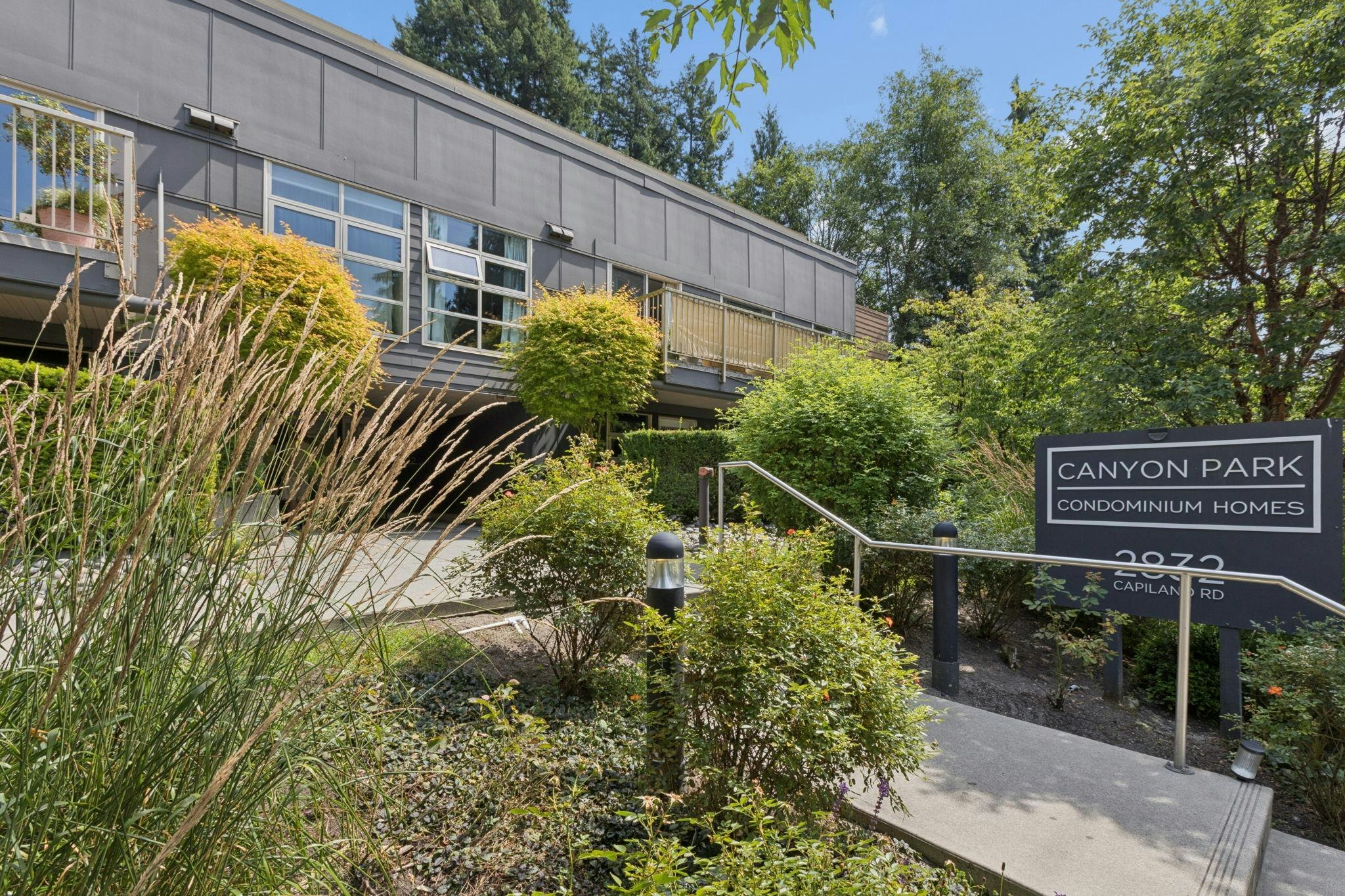 204-2832 Capilano Road, North Vancouver, BC, V7R 4H5