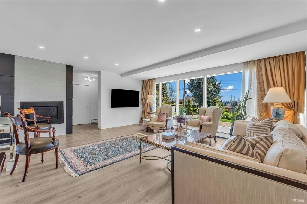 1555 Lawson Avenue, West Vancouver, BC, V7V 2C8 - 7