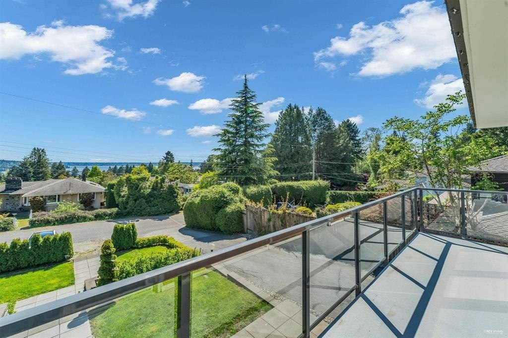 1555 Lawson Avenue, West Vancouver, BC, V7V 2C8 - 29