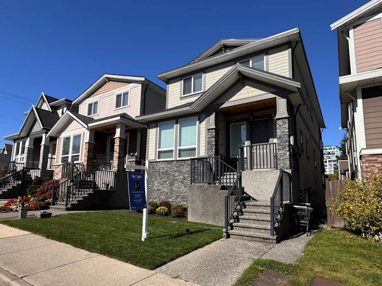 3-1426 Finlay Street, Surrey, BC, V4B 4L5