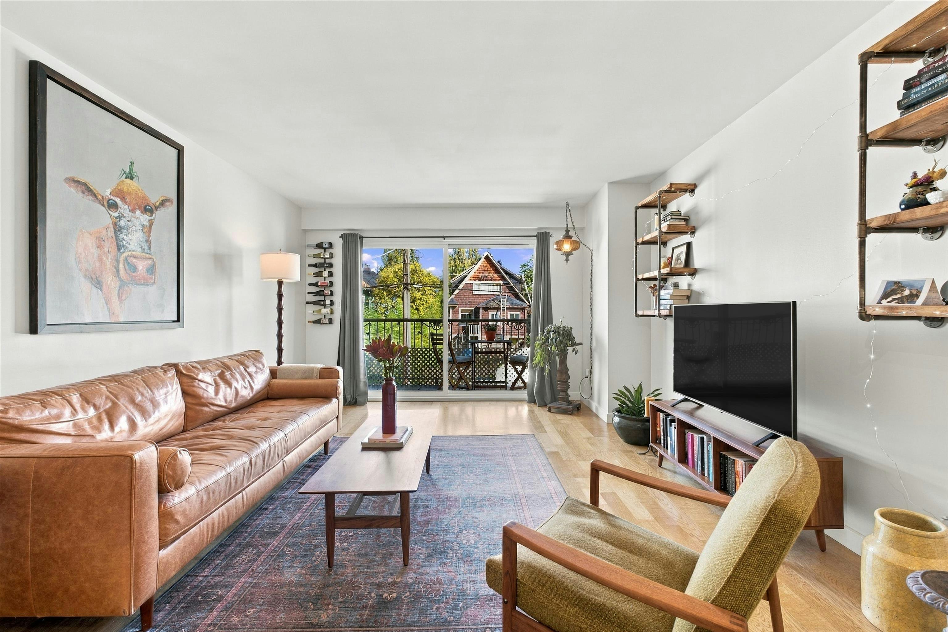 304-1611 E 3rd Avenue - 3