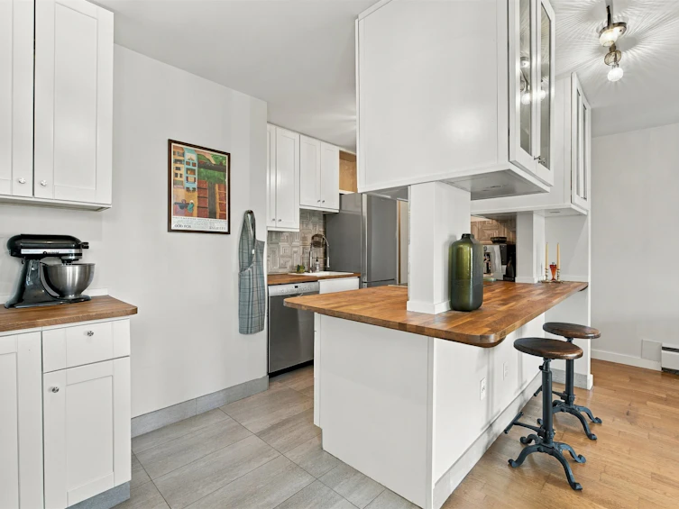 304-1611 E 3rd Avenue, Vancouver, BC, V5N 1H1 - 8