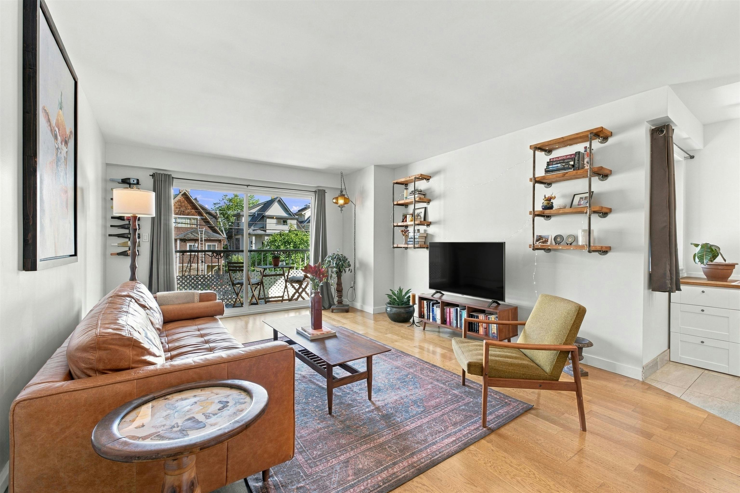 304-1611 E 3rd Avenue, Vancouver, BC, V5N 1H1