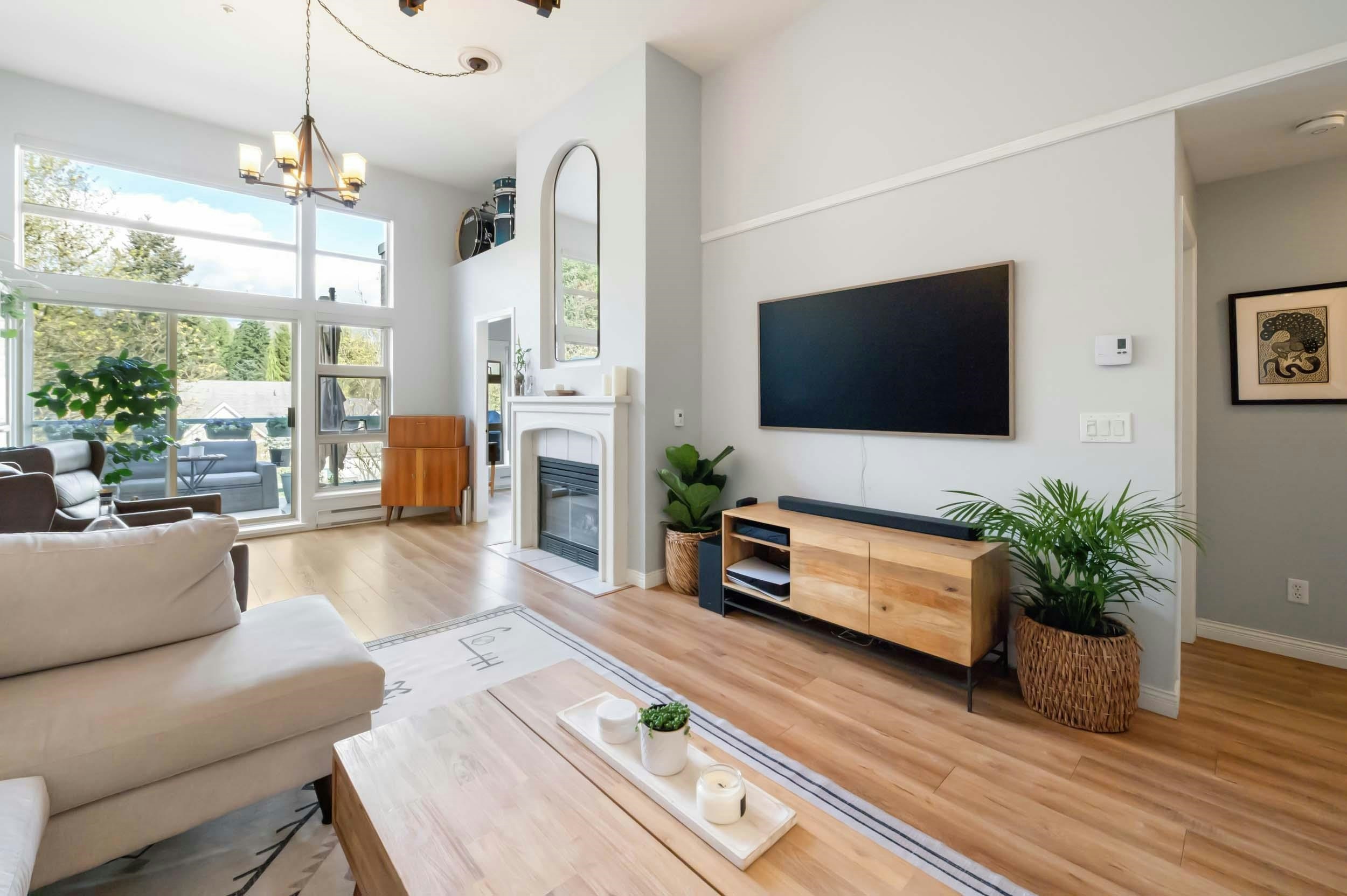 606-301 Maude Road - 3