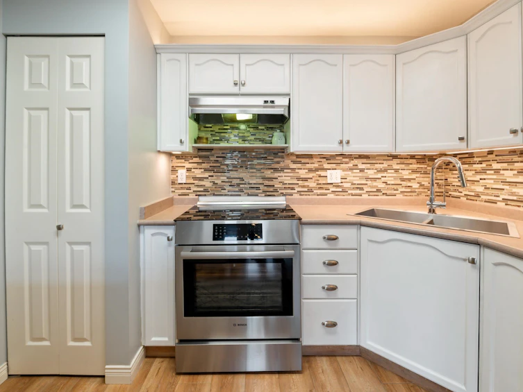 606-301 Maude Road, Port Moody, BC, V3H 5B1 - 9
