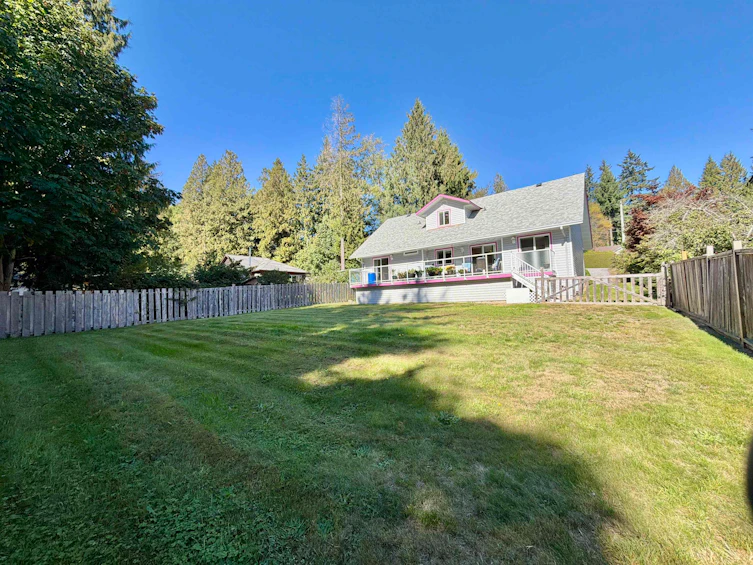 1073 Grandview Road, Gibsons, BC, V0N 1V3 - 7