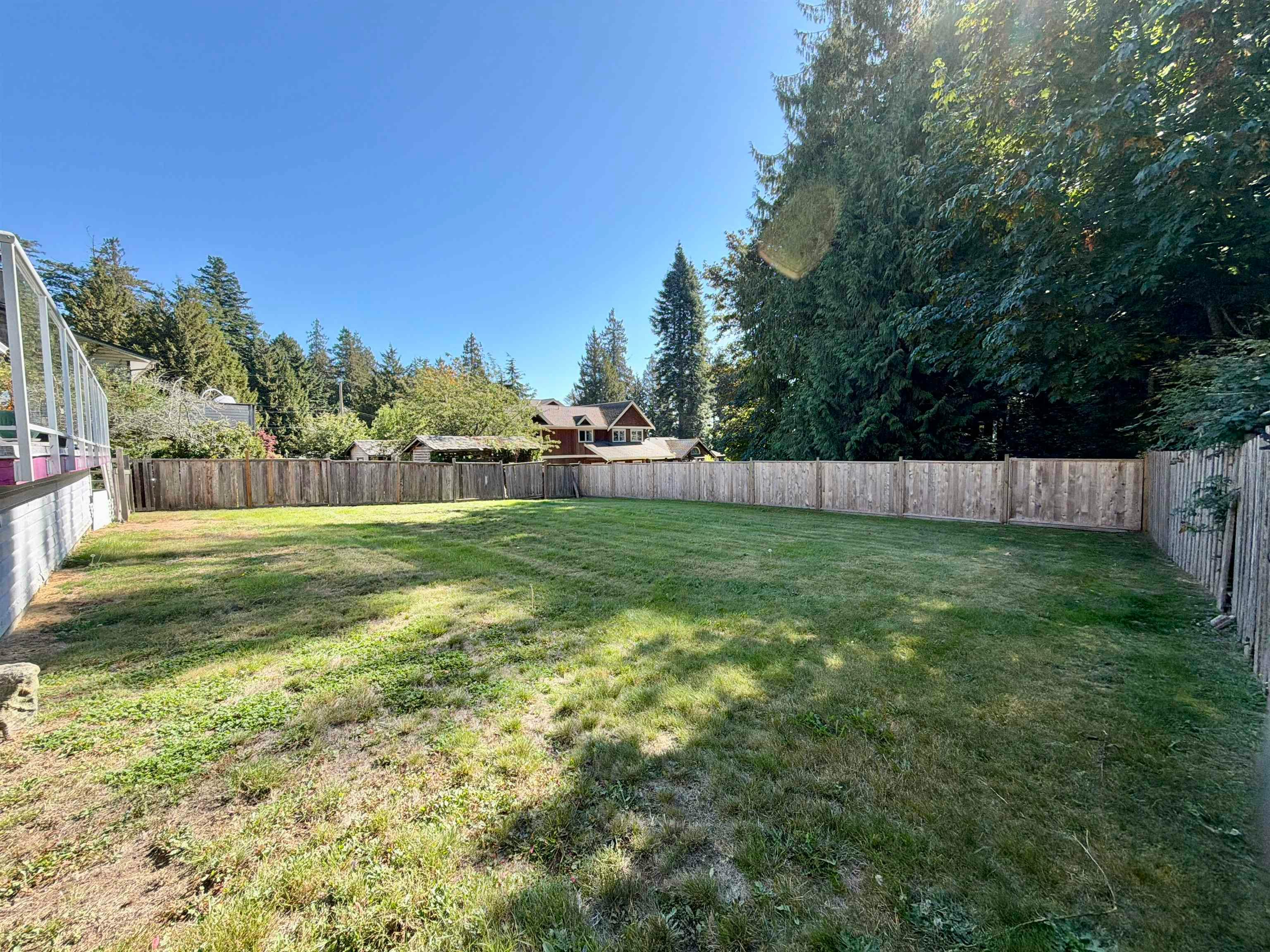 1073 Grandview Road, Gibsons, BC, V0N 1V3 - 10