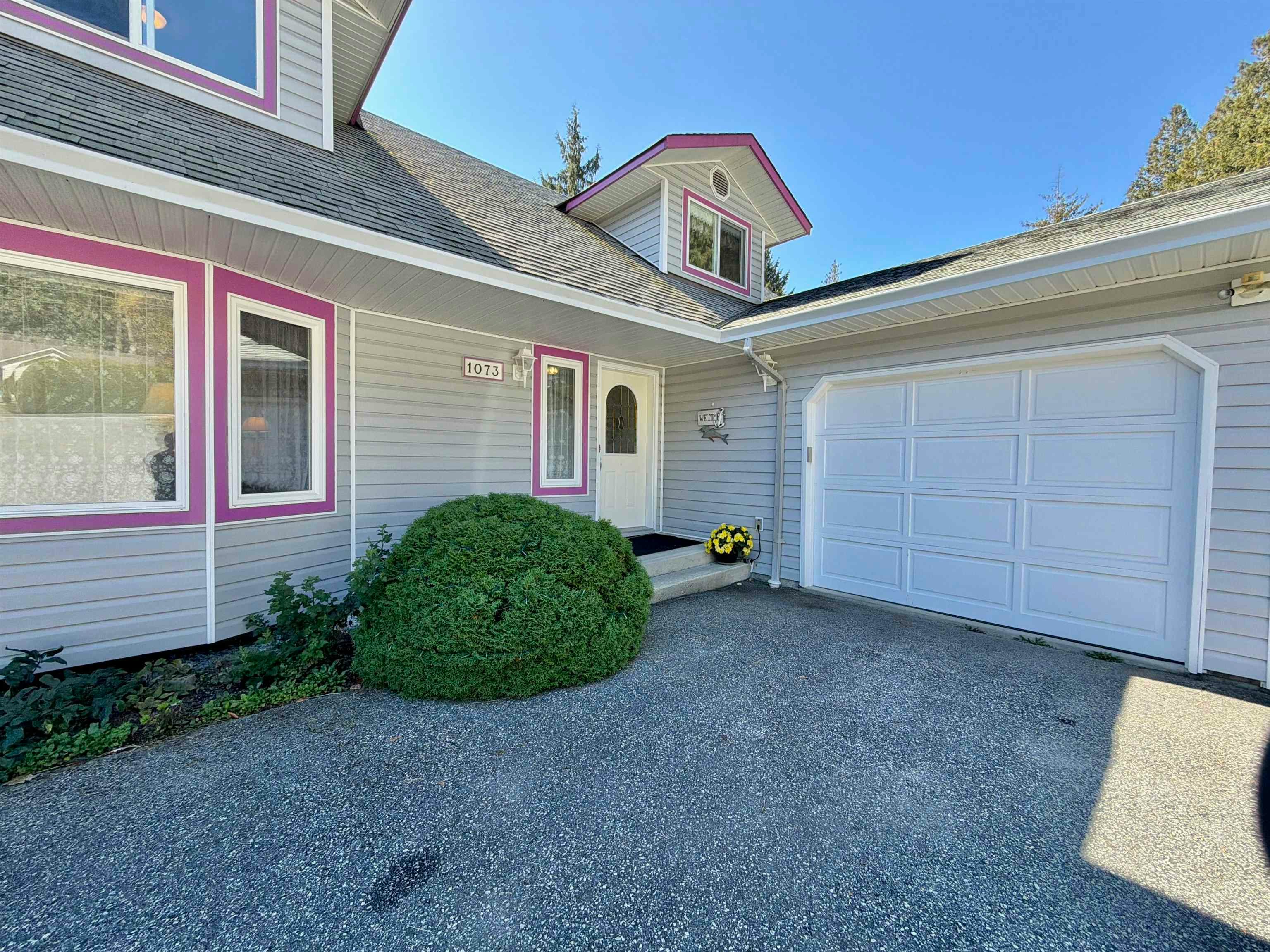 1073 Grandview Road - 2
