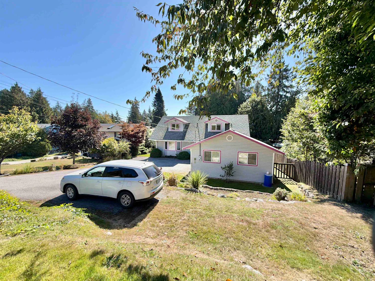 1073 Grandview Road, Gibsons, BC, V0N 1V3 - 32