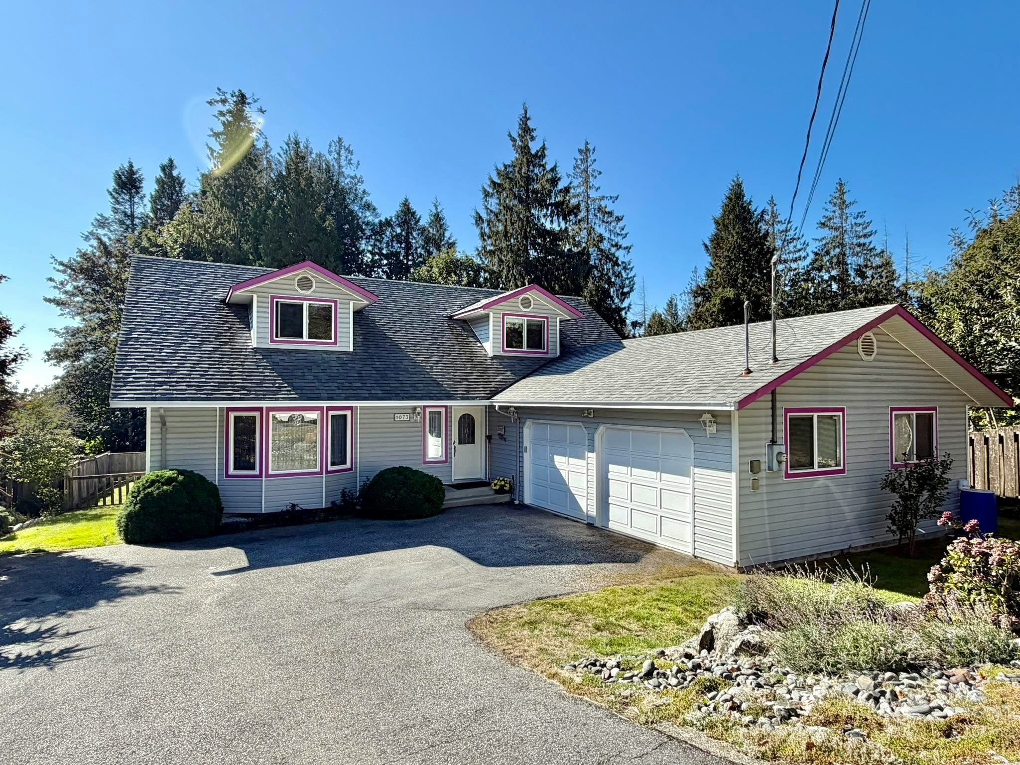 1073 Grandview Road, Gibsons, BC, V0N 1V3