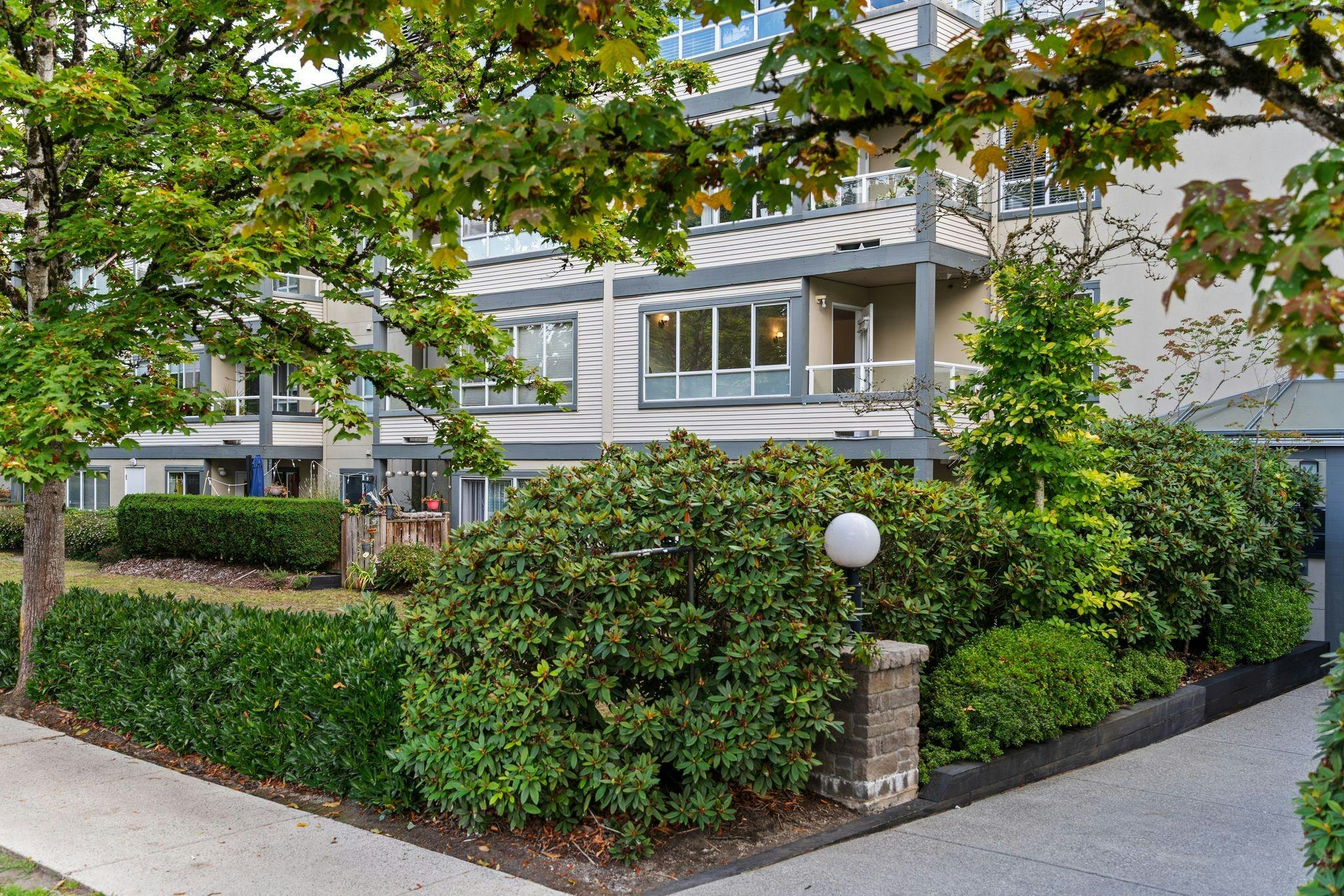 201-4990 Mcgeer Street, Vancouver, BC, V5R 6C1 - 25
