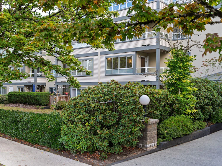 201-4990 Mcgeer Street, Vancouver, BC, V5R 6C1 - 25