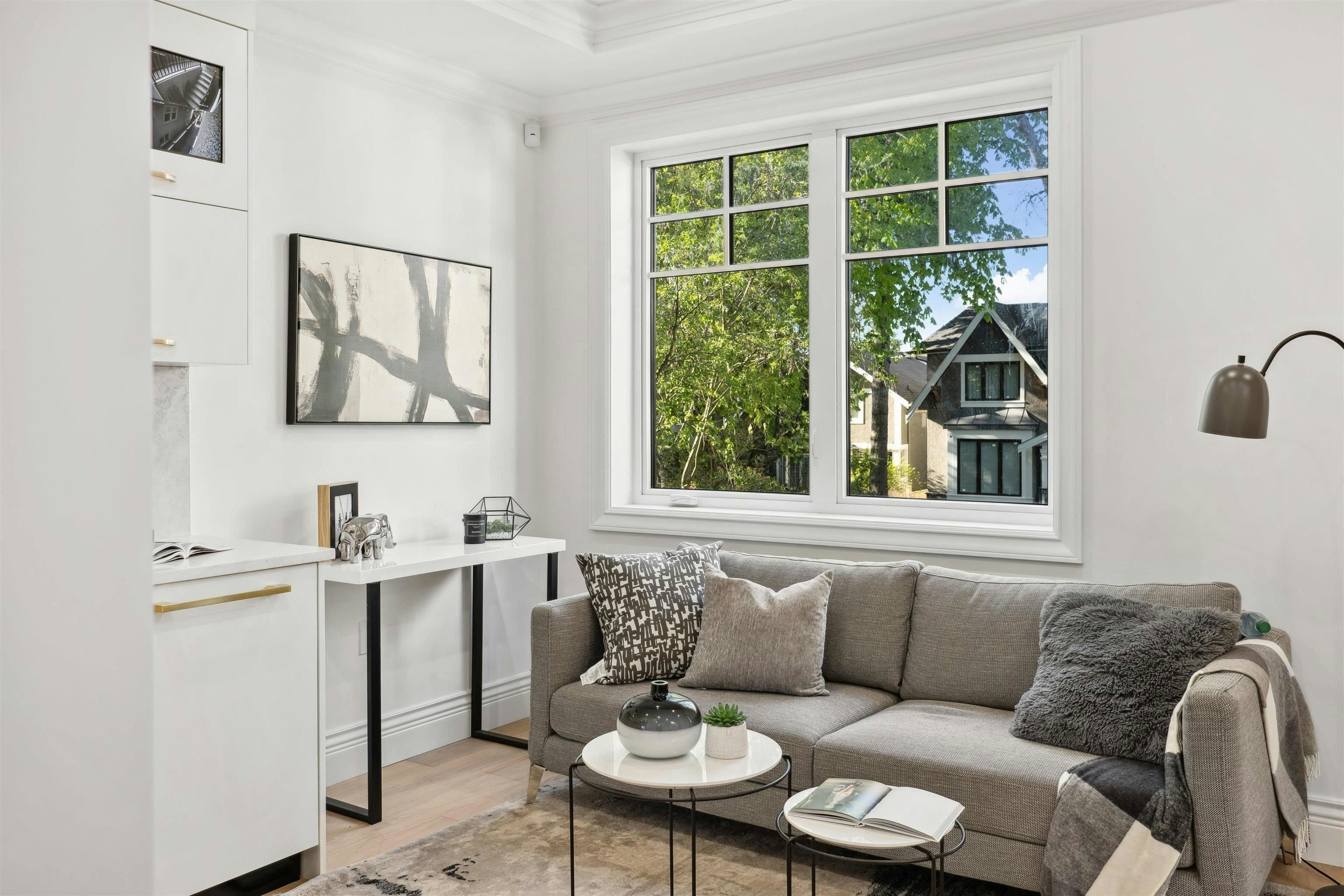 3812 W 15th Avenue, Vancouver, BC, V6R 2Z9 - 2