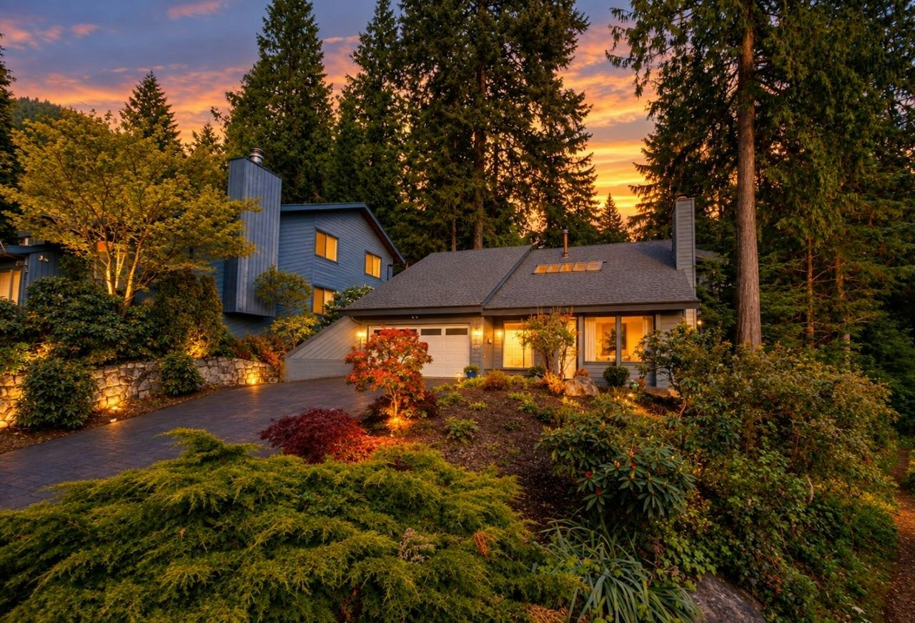 5520 Huckleberry Lane, North Vancouver, BC, V7R 4N8