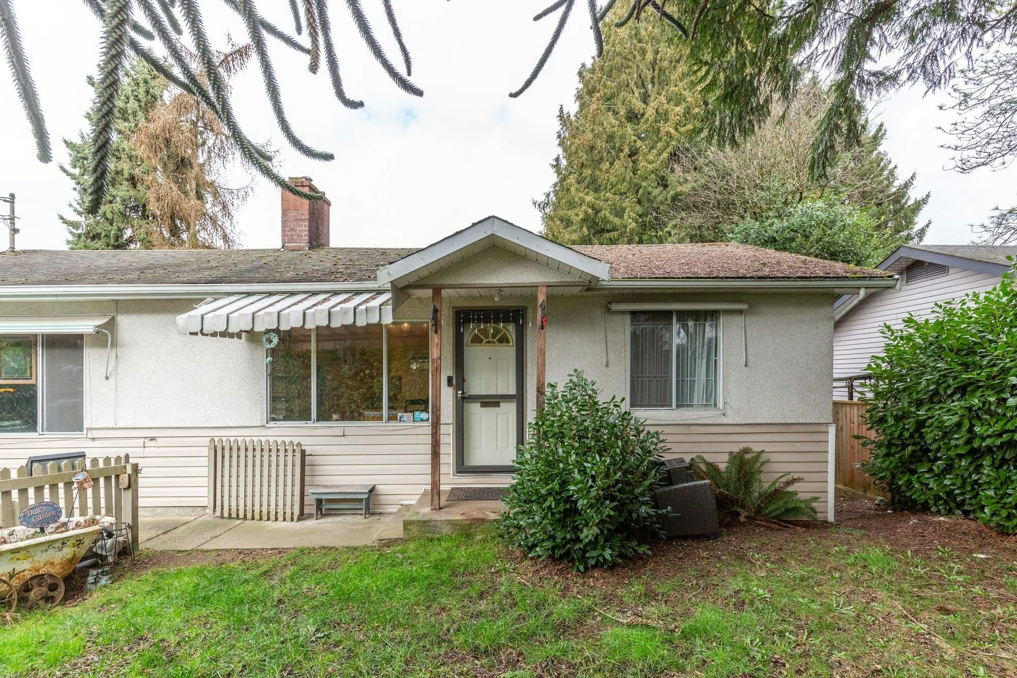 13221 112b Avenue, Surrey, BC, V3R 2H4