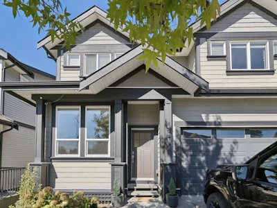 24371 104 Avenue - 2