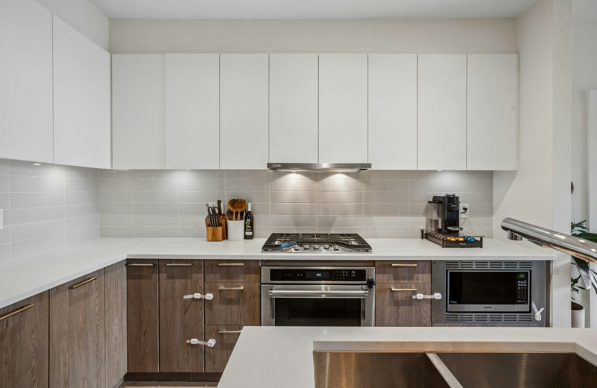 105-625 E 3rd Street, North Vancouver, BC, V7L 1G6 - 13